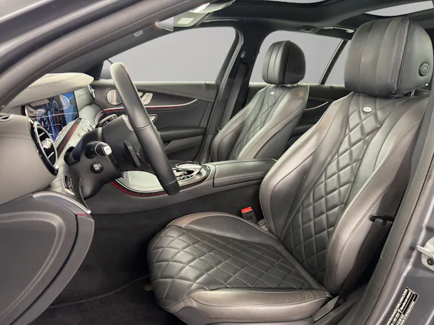 MERCEDES-BENZ E-Klasse Kombi E 200 AMG Line 4matic