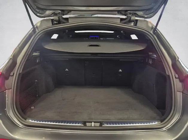 MERCEDES-BENZ C 220 d AMG Line 4Matic Swiss Star T-Modell