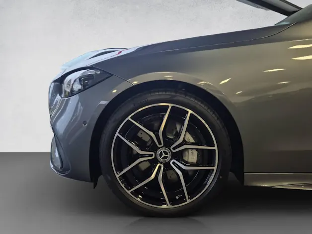 MERCEDES-BENZ C 220 d AMG Line 4Matic Swiss Star T-Modell