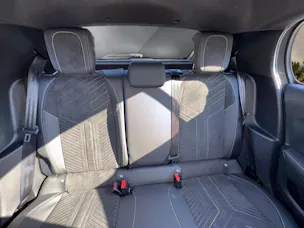 PEUGEOT 208 1.2 Hybrid 145 GT Exclusive