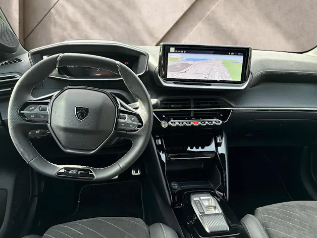 PEUGEOT 208 1.2 Hybrid 145 GT Exclusive