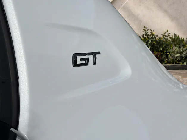 PEUGEOT 208 1.2 Hybrid 145 GT Exclusive