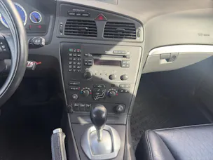 VOLVO V70 R 2.5 20V T 300 AWD