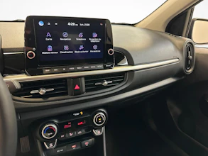 https://vehicle.imgix.net/4467479/d5bc52bb-302c-4c4f-a458-cfd5f9adb341.jpg
