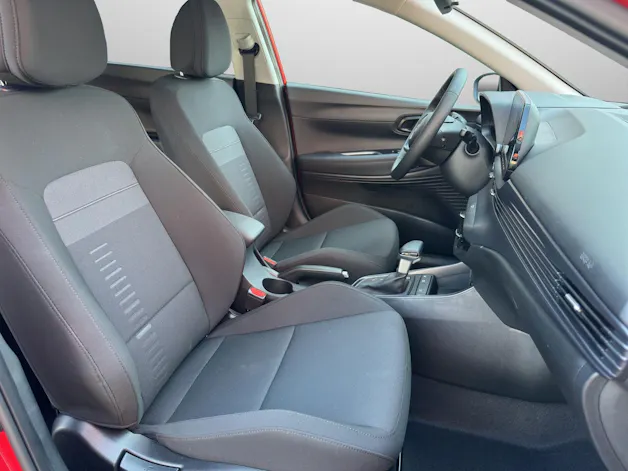 HYUNDAI Bayon 1.0 T-GDi Amplia Safety Pack