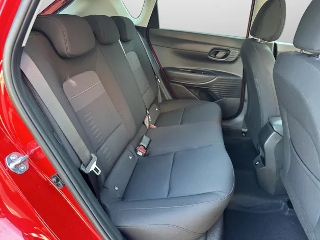 HYUNDAI Bayon 1.0 T-GDi Amplia Safety Pack