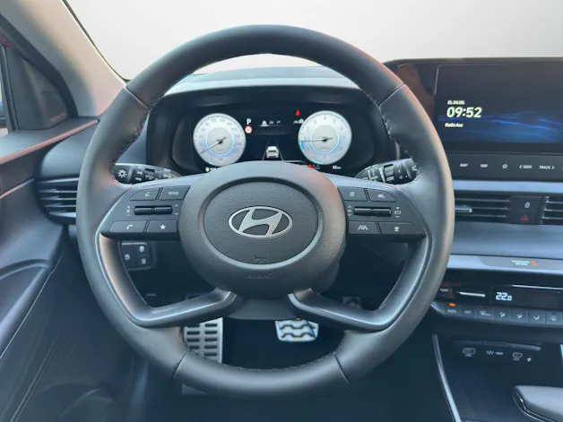 HYUNDAI Bayon 1.0 T-GDi Amplia Safety Pack