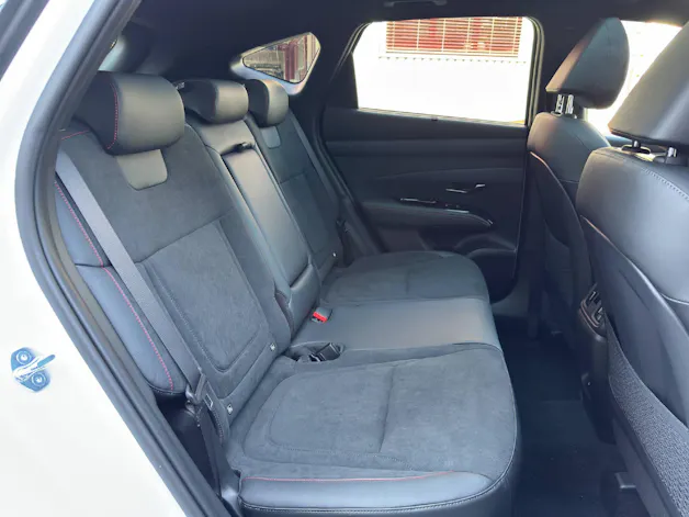 HYUNDAI Tucson 1.6 T-GDi HEV N-Line Sunroof 4WD MY27