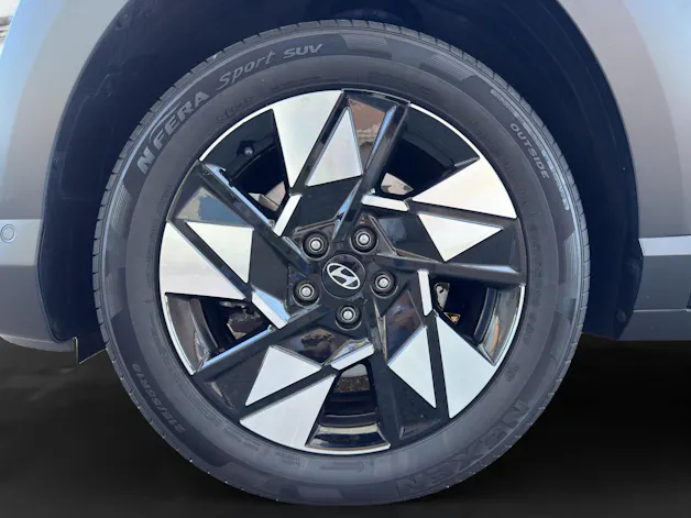 HYUNDAI Kona 1.6 T-GDi Amplia 4WD
