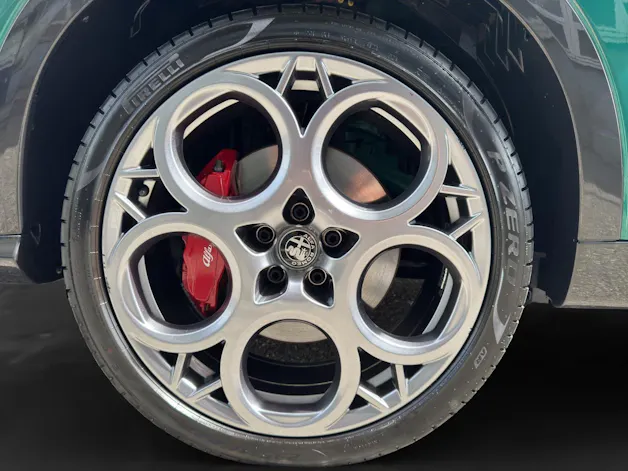 ALFA ROMEO Tonale 1.3 Plug-in Hybrid Veloce Q4