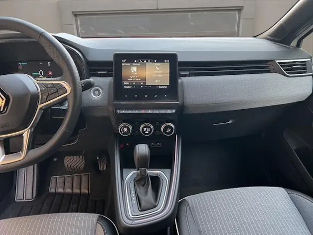 RENAULT Clio E-Tech techno Hybrid