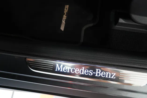 MERCEDES-BENZ GLC-Klasse X253 GLC 300 e AMG Line 4m