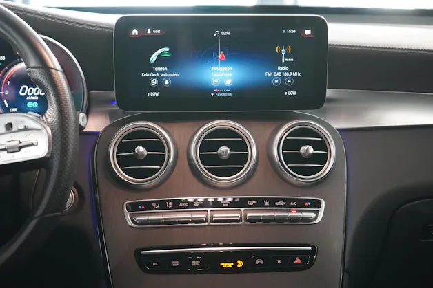 MERCEDES-BENZ GLC-Klasse X253 GLC 300 e AMG Line 4m
