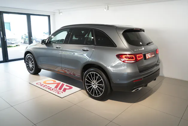 MERCEDES-BENZ GLC-Klasse X253 GLC 300 e AMG Line 4m
