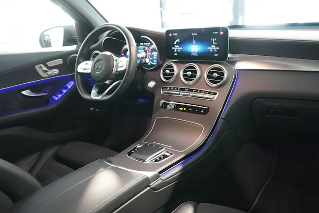 MERCEDES-BENZ GLC-Klasse X253 GLC 300 e AMG Line 4m
