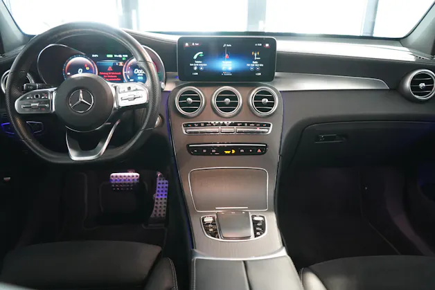 MERCEDES-BENZ GLC-Klasse X253 GLC 300 e AMG Line 4m