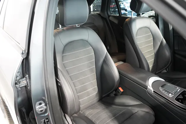 MERCEDES-BENZ GLC-Klasse X253 GLC 300 e AMG Line 4m