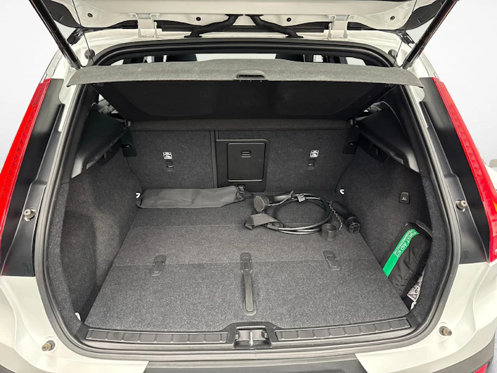 immagine del veicolo VOLVO XC40