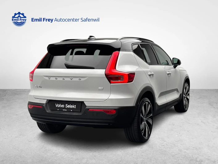 immagine del veicolo VOLVO XC40