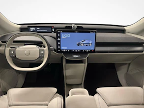https://vehicle.imgix.net/4467680/916a8d62-43d4-41f5-9950-e8d48332fe83.jpg