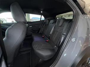 PEUGEOT 2008 1.2 Hybrid 145 GT Exclusive