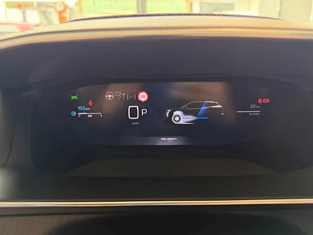 PEUGEOT 2008 1.2 Hybrid 145 GT Exclusive