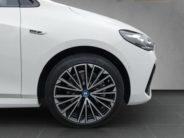 BMW 2er Reihe U06 Active Tourer 230e xDrive