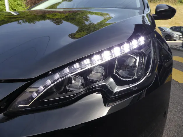 PEUGEOT 308 1.6 BlueHDi Allure