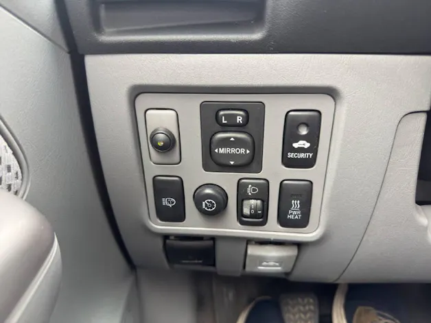Toyota Hilux Double Cab.-Pick-up 3.0-4D Linea Sol
