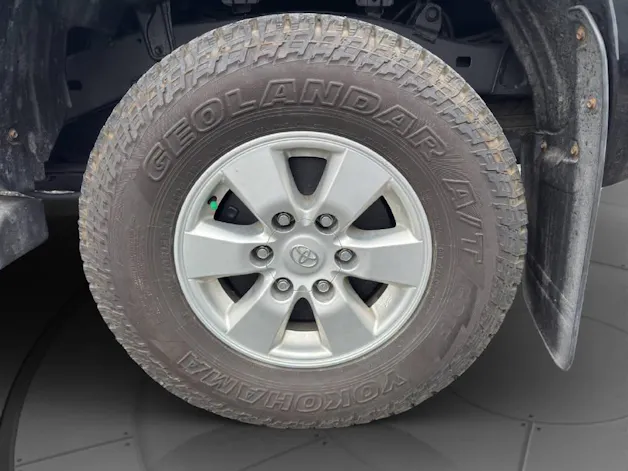 Toyota Hilux Double Cab.-Pick-up 3.0-4D Linea Sol