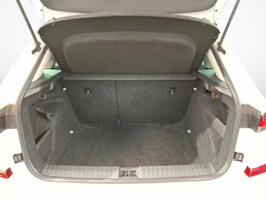 https://vehicle.imgix.net/4467783/cfa07358-5996-44a5-b881-1aedd50abfea.jpg