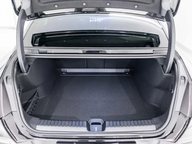 MERCEDES-BENZ C 400 4MATIC EQ
