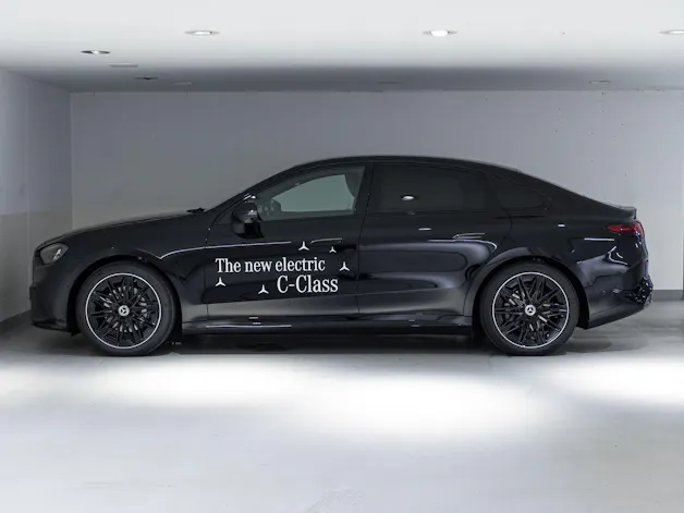 MERCEDES-BENZ C 400 4MATIC EQ