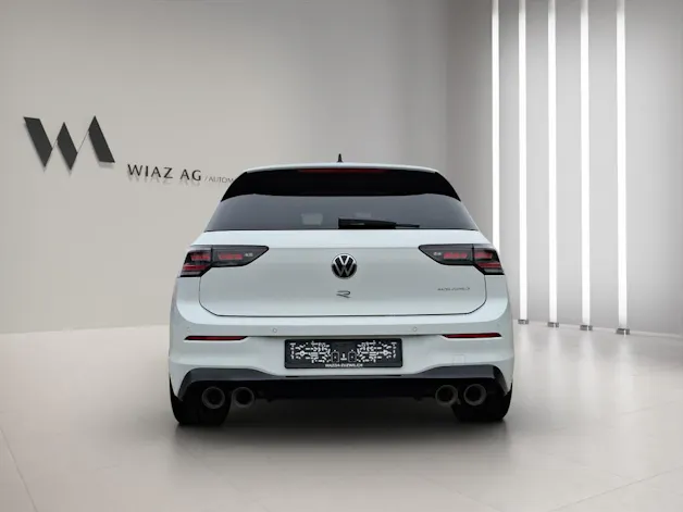 VW Golf VIII 2.0 TSI R DSG 4motion