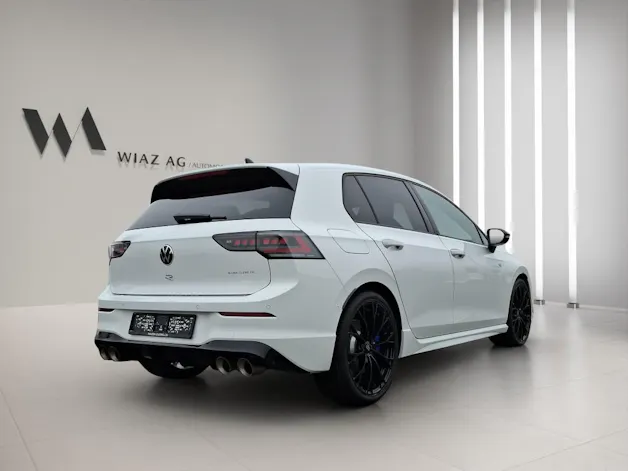VW Golf VIII 2.0 TSI R DSG 4motion