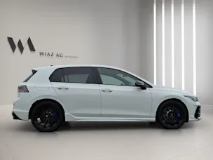 VW Golf VIII 2.0 TSI R DSG 4motion