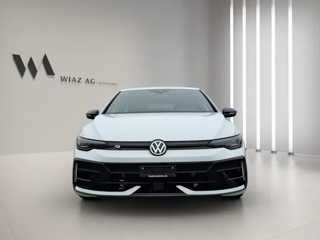 VW Golf VIII 2.0 TSI R DSG 4motion