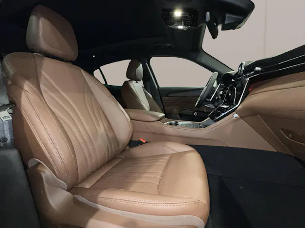 MASERATI Grecale 2.0 Hybrid Modena MY27