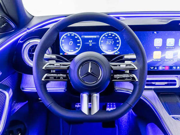 MERCEDES-BENZ C 400 4MATIC EQ