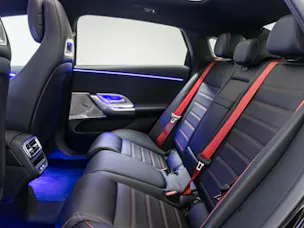 MERCEDES-BENZ C 400 4MATIC EQ