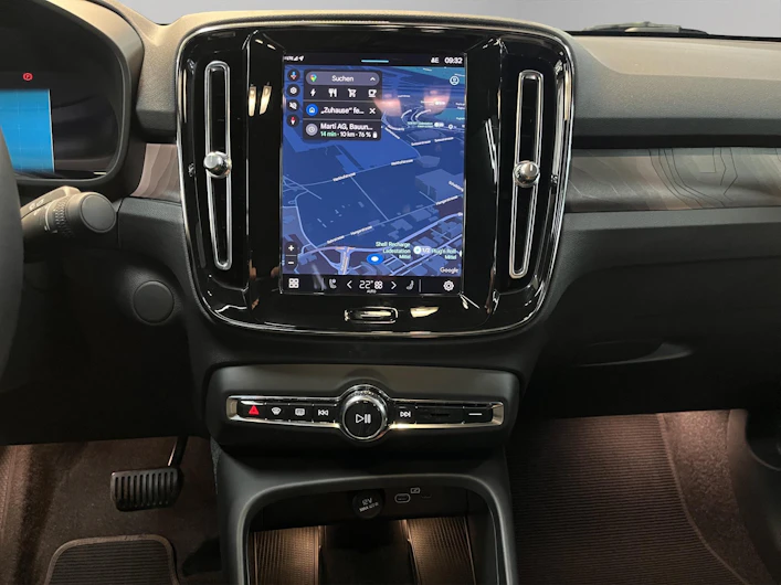 Fahrzeugbild VOLVO C40