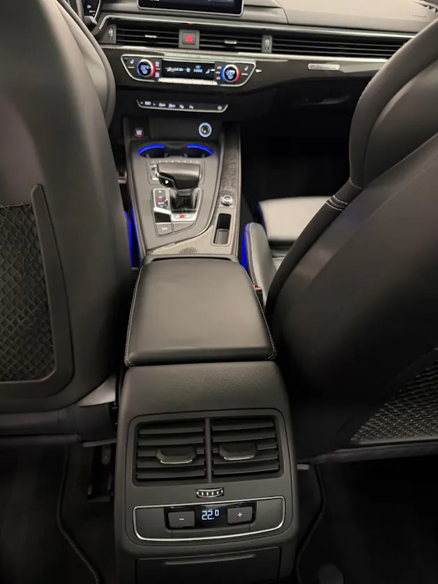 AUDI S5 Coupé 3.0 V6 TFSI quattro T-Tronic