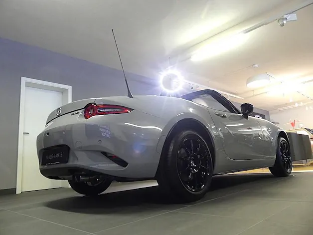 MAZDA MX-5 1.5 Yakudo S-G 136 MT