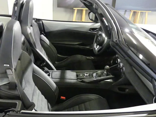 MAZDA MX-5 1.5 Yakudo S-G 136 MT