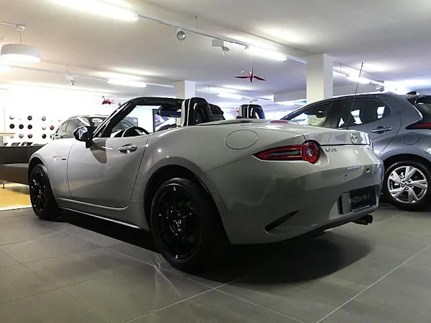 MAZDA MX-5 1.5 Yakudo S-G 136 MT