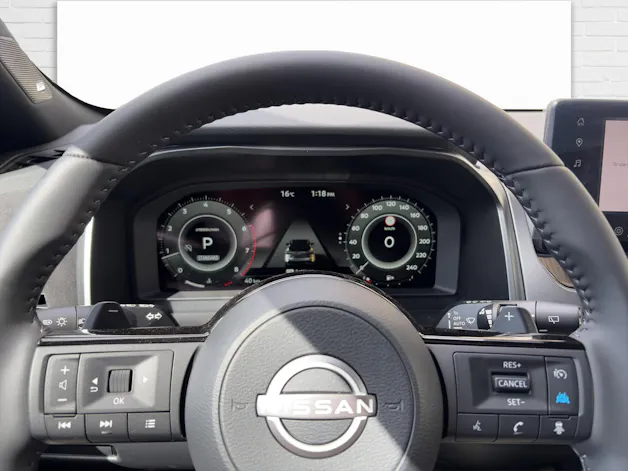 NISSAN Qashqai 1.3 DIG-T Tekna+ 4x4