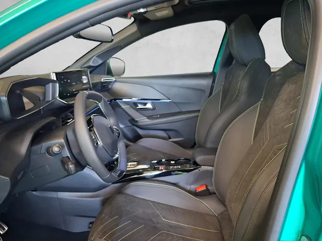 PEUGEOT 208 1.2 Hybrid 145 GT Exclusive