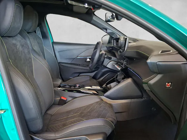 PEUGEOT 208 1.2 Hybrid 145 GT Exclusive