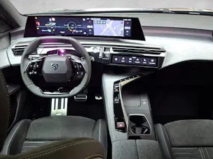 PEUGEOT 3008 1.6 PHEV 225 GT Exclusive