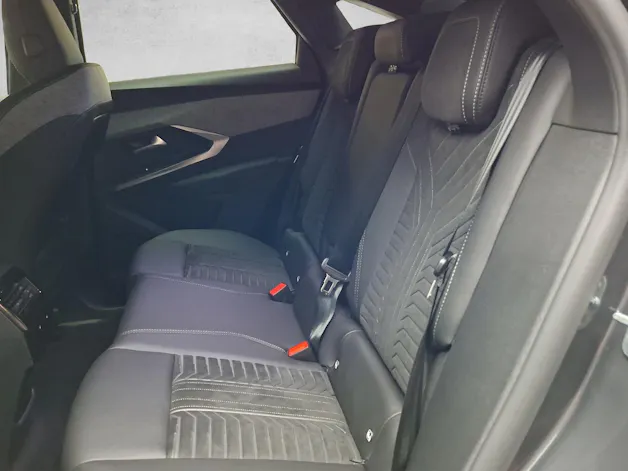 PEUGEOT 3008 1.6 PHEV 225 GT Exclusive
